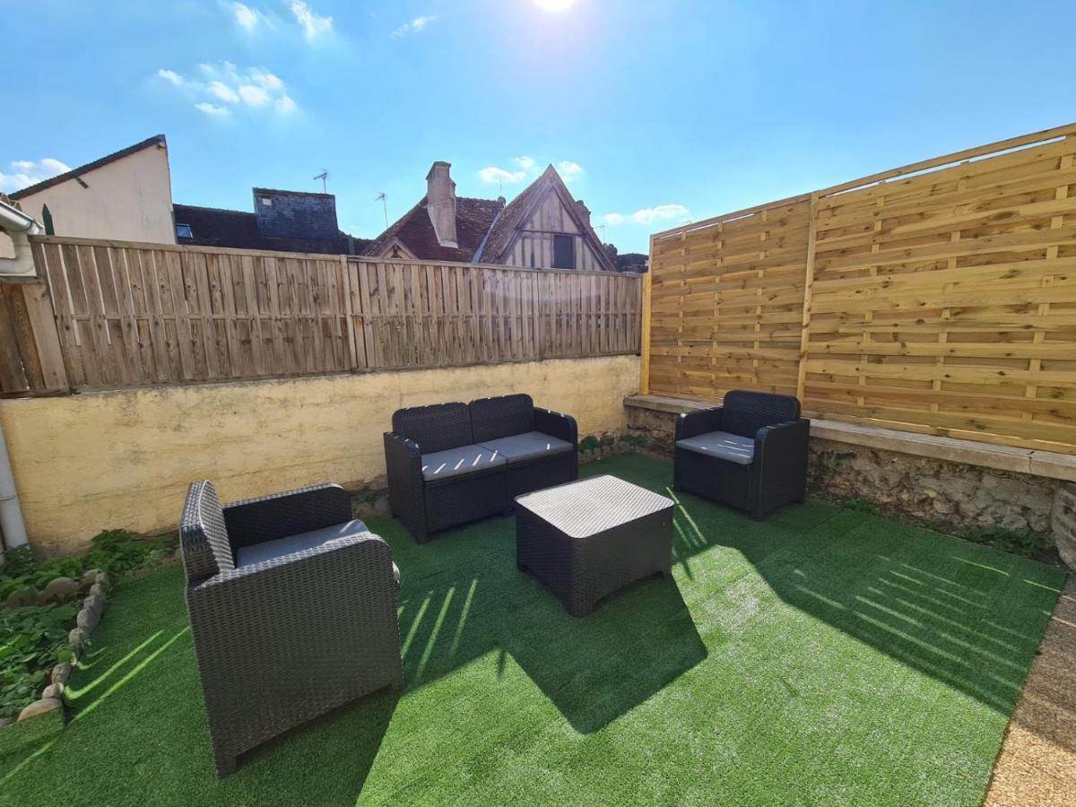 Maison Charme Avec Terrasse Hypercentre, Tres Calme Joigny Εξωτερικό φωτογραφία